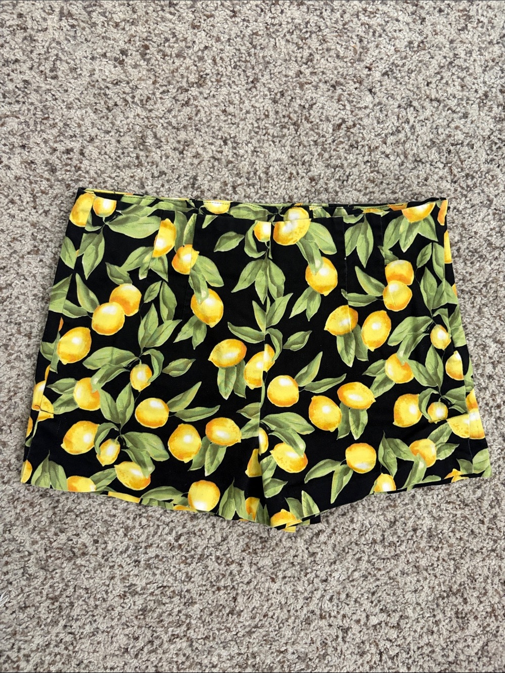 Black Lemon Print Women’s Shorts